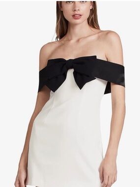 Self-Portrait White Strapless Mini Dress w Black Bow - PLEASE READ DESCRIPTION